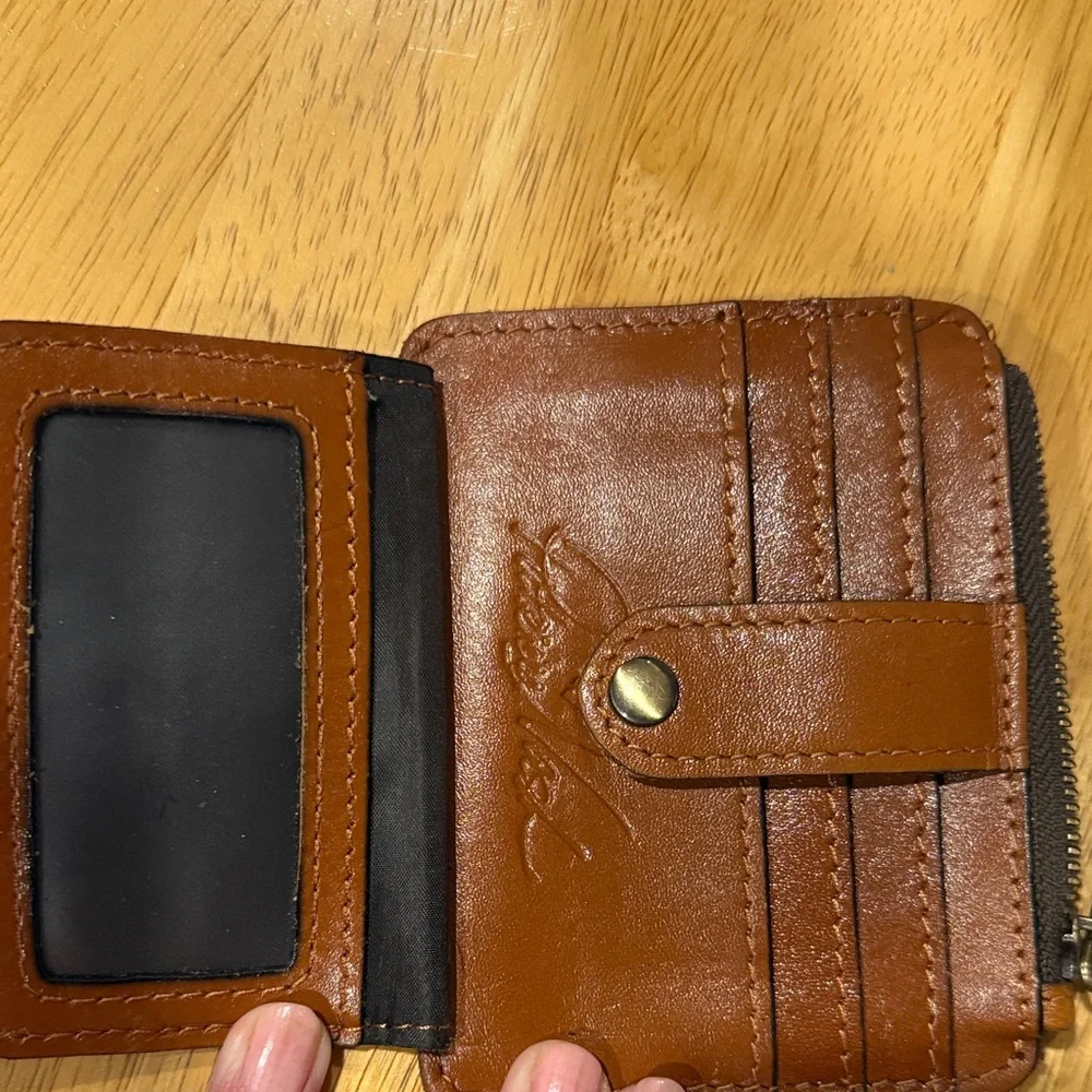 Patricia Nash Card Holder - Picture 5 of 6
